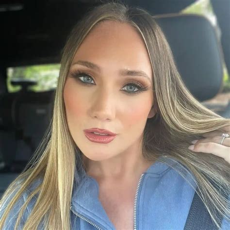 aj appleate|AJ Applegate (@aj.